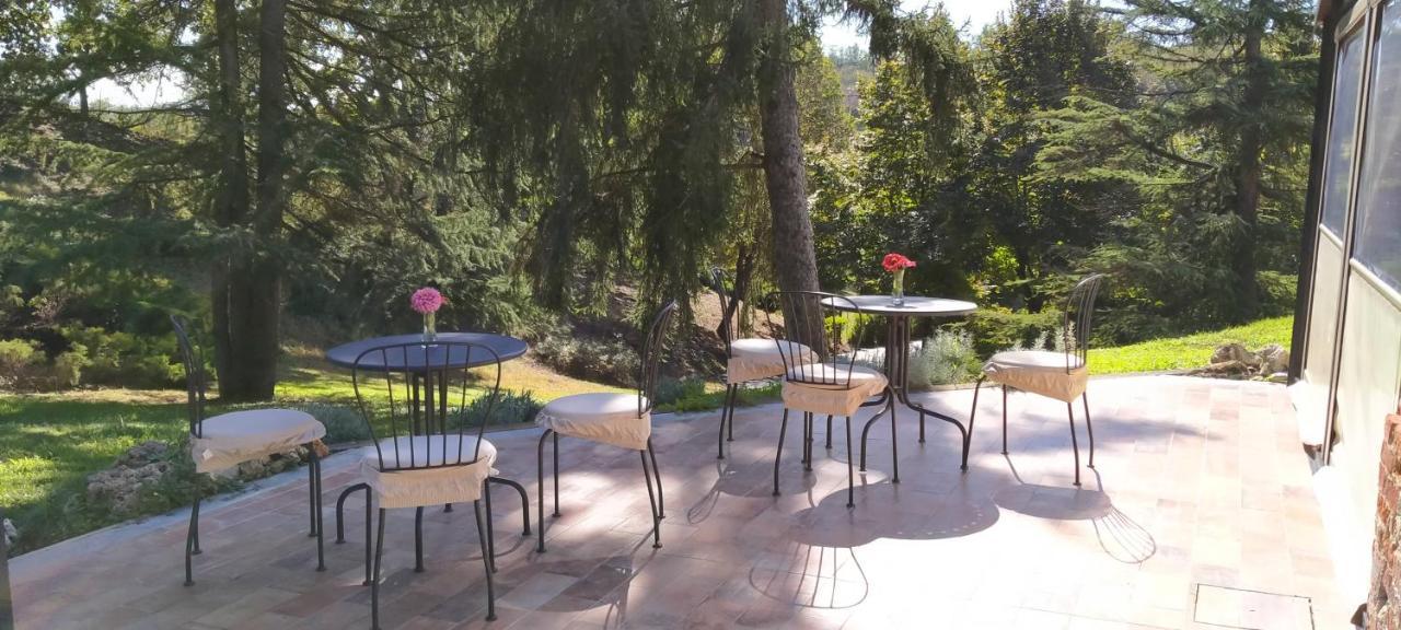La Regibussa - Hotel Ristorante Асти Экстерьер фото